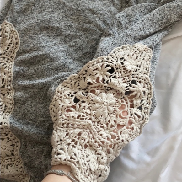 t-shirt - Picture 3 of 3